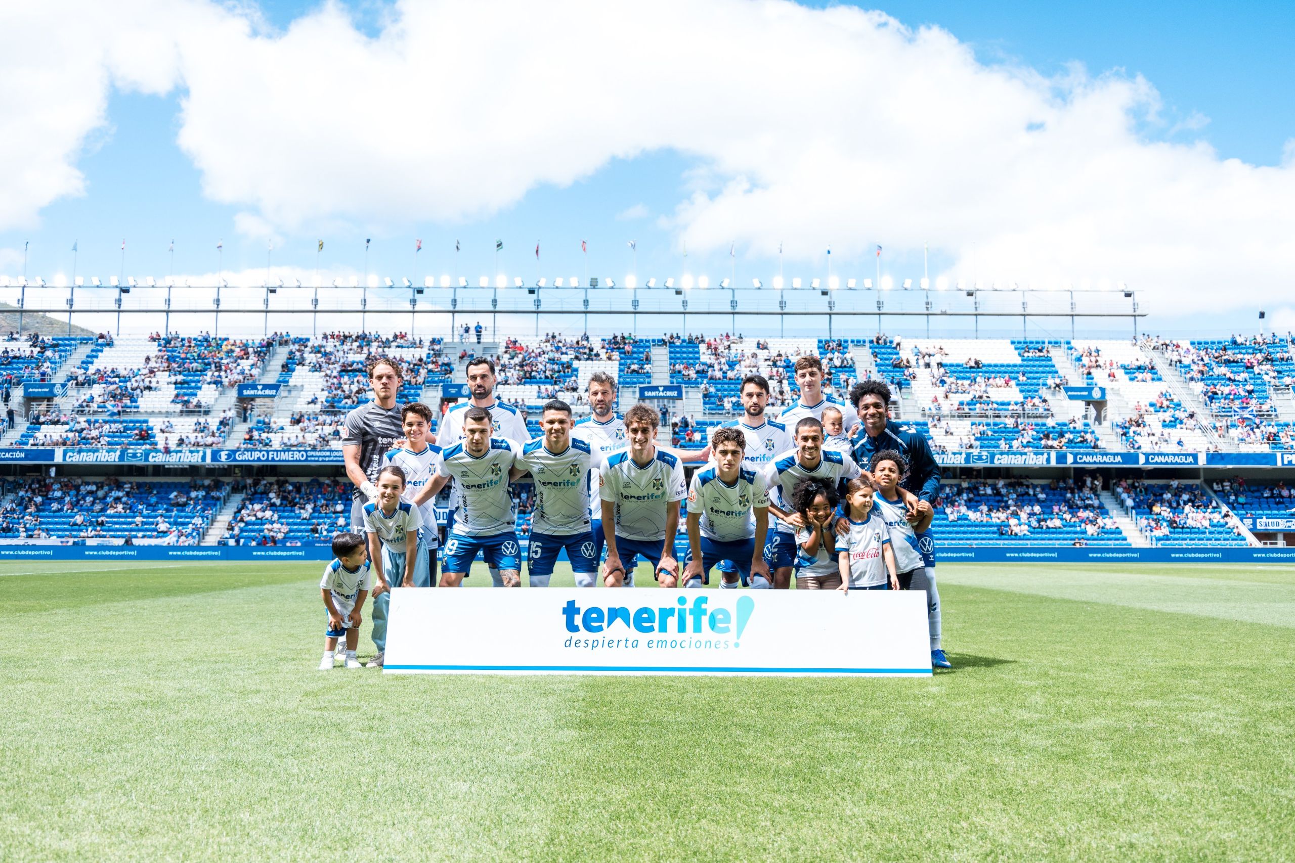 Alineación del Tenerife contra el Pontevedra (CD TENERIFE)
