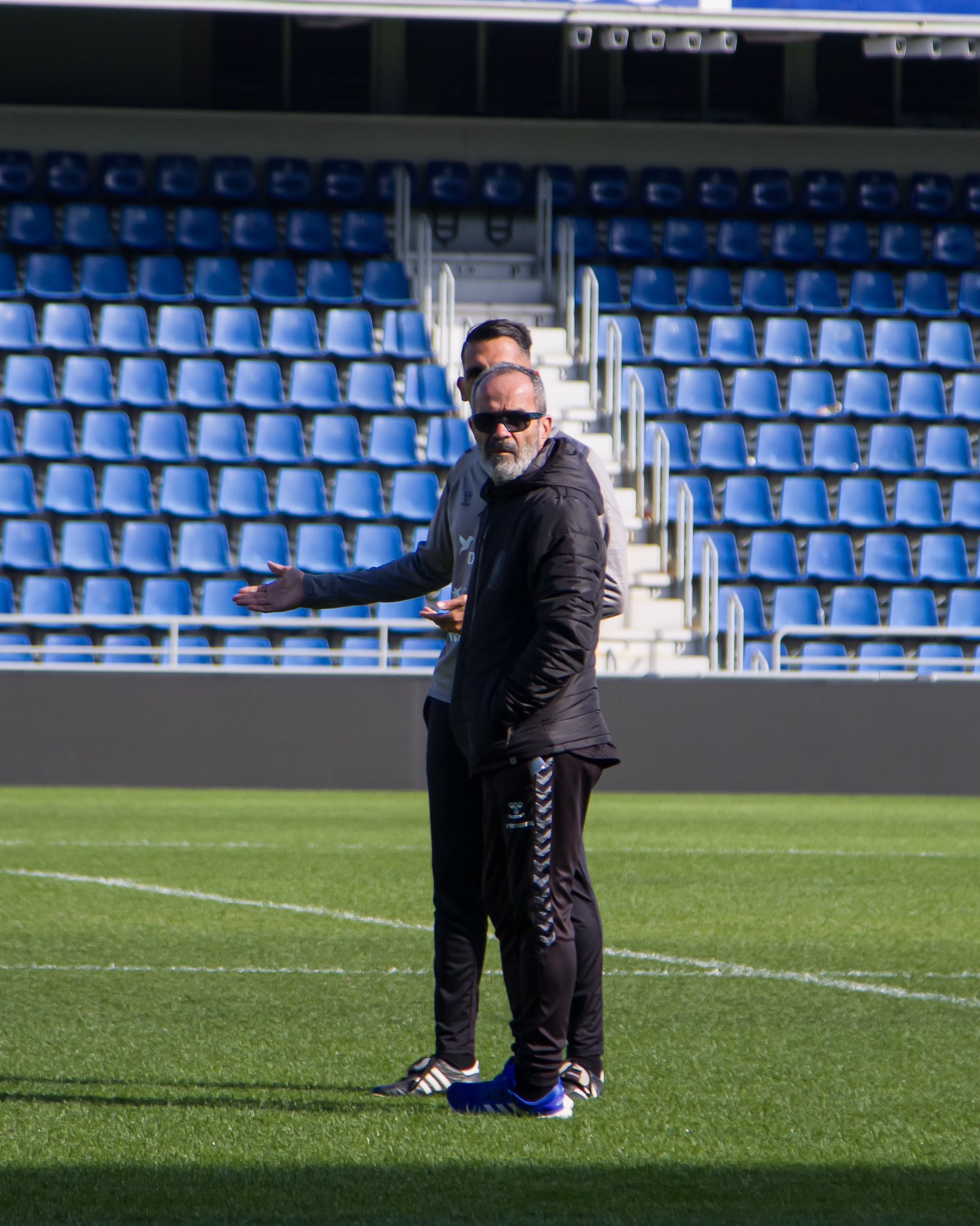 Álvaro Cervera en el Heliodoro durante un entrenamiento (@CDTOficial)