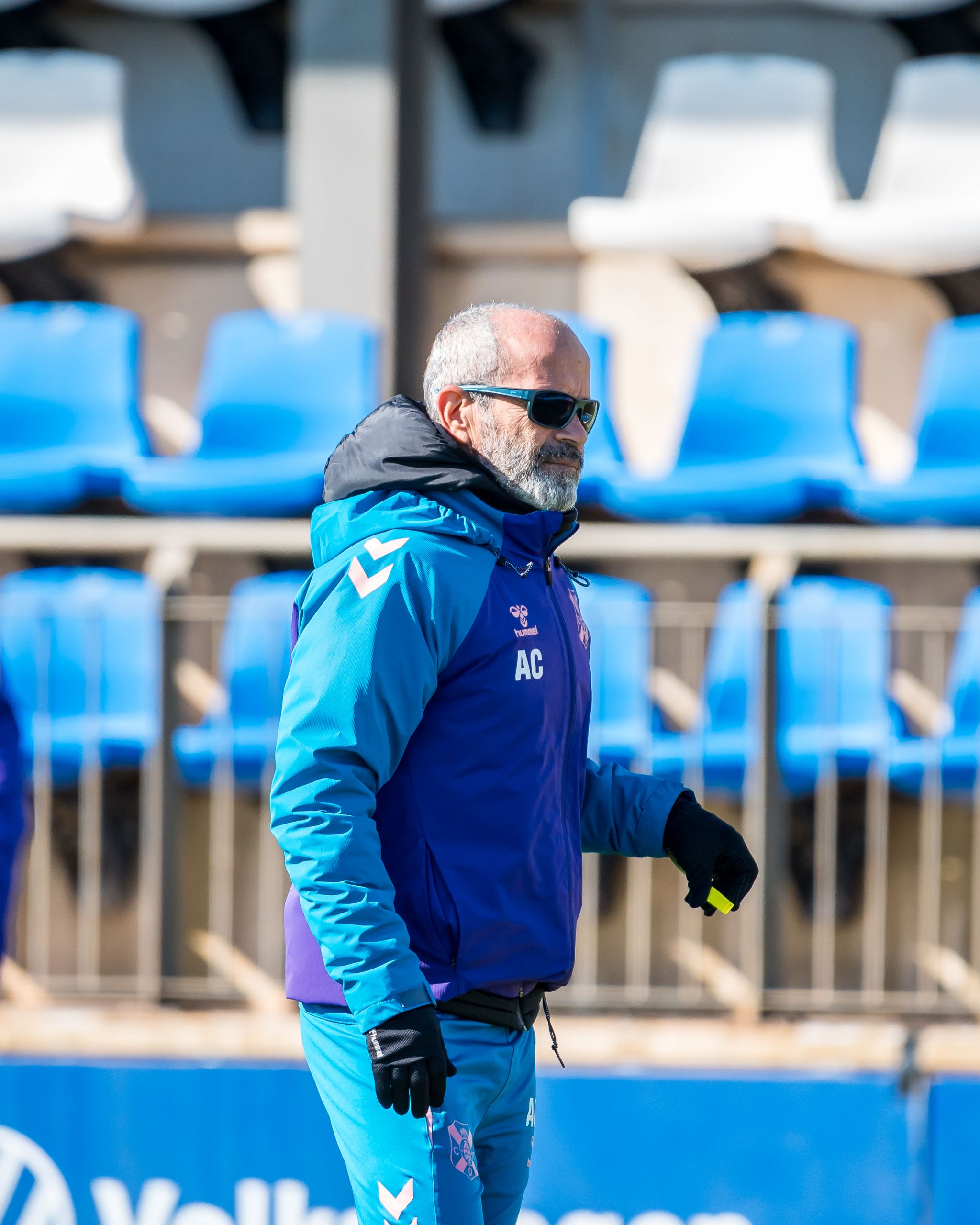 Álvaro Cervera en la Ciudad Deportiva (CD Tenerife)