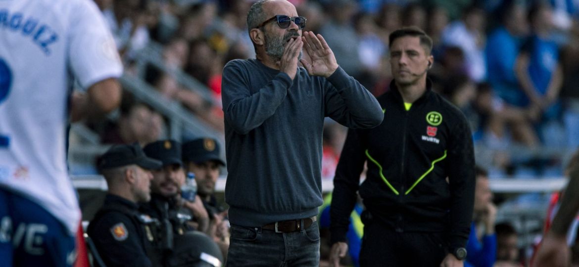 Álvaro Cervera en su redebut en el Heliodoro (San Acosta / CD Tenerife)