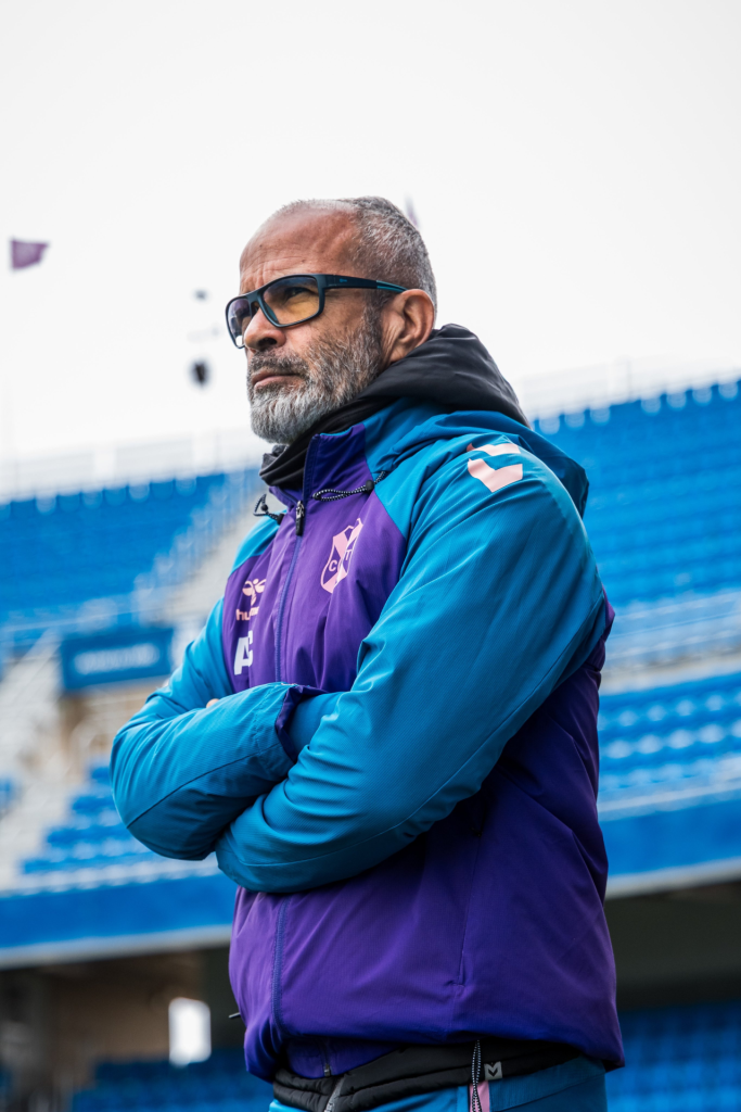 Álvaro Cervera en uno de los entrenamientos del primer equipo (CD Tenerife))