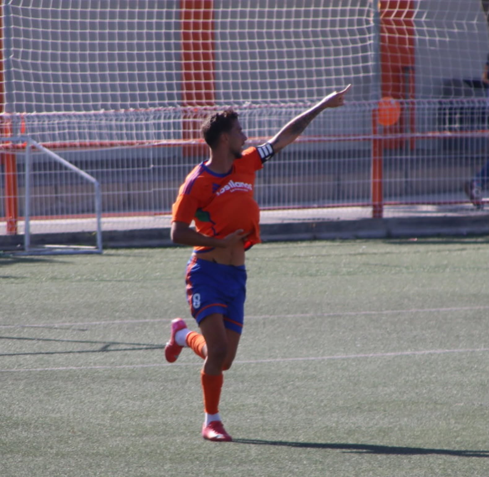 Bolaños, autor del doblete en Los Llanos (Foto: UD Llanos Aridane).