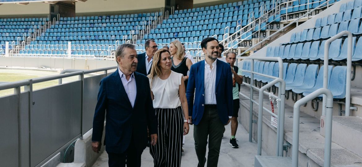 Paulino Rivero junto a la presidenta del Cabildo de Tenerife