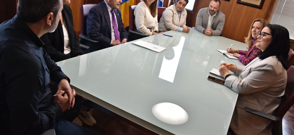 Reunión entre el Cabildo y el CD Tenerife (CEDIDA)