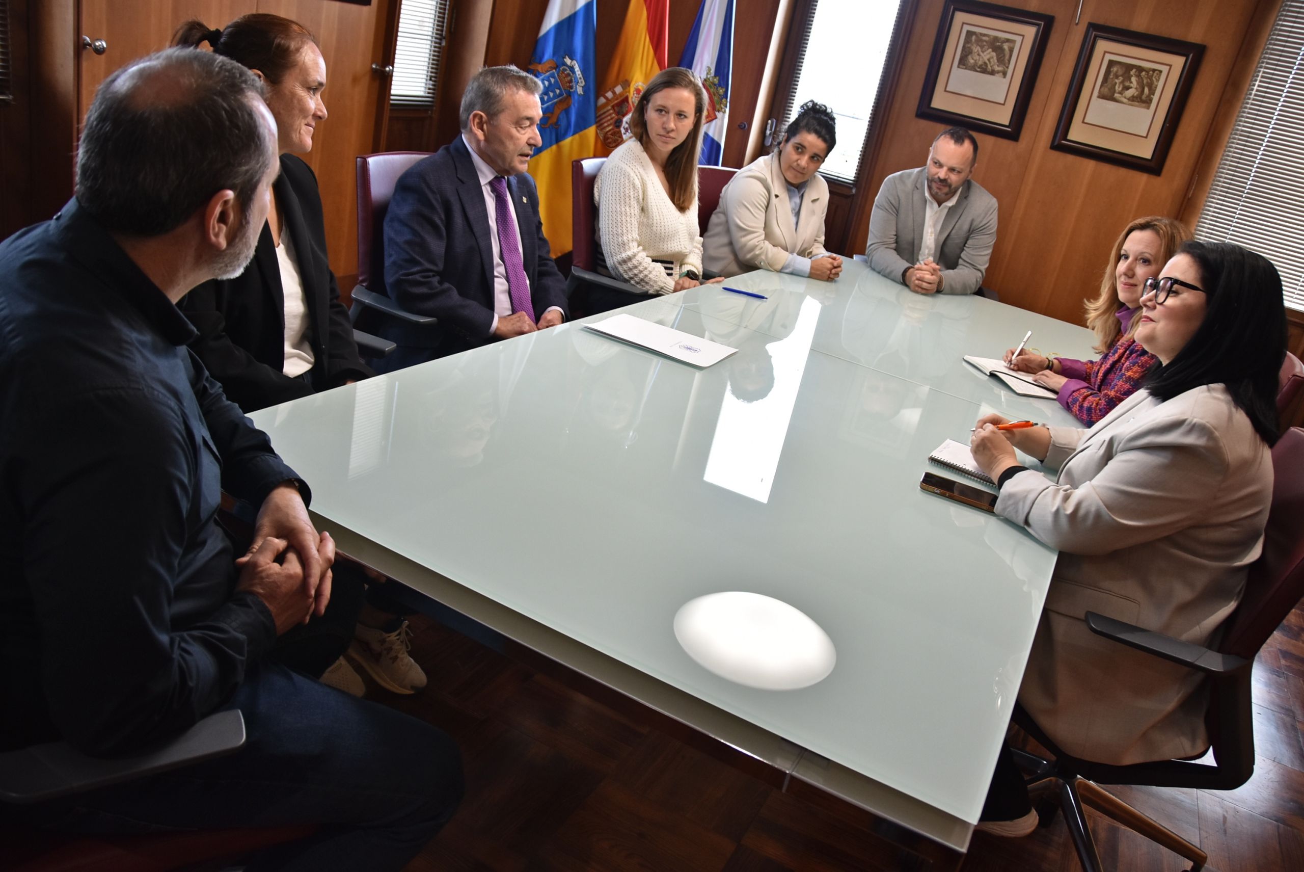 Reunión entre el Cabildo y el CD Tenerife (CEDIDA)