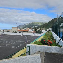 Cancha exterior del CEIP Ayatimas (CEDIDA)