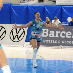 Marga Pizà celebrando la victoria (CV HARIS)|