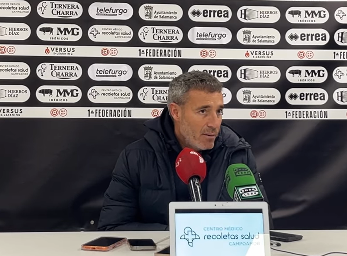 Óscar Cano en la sala de prensa del Estadio Reina Sofía (Captura de pantalla)