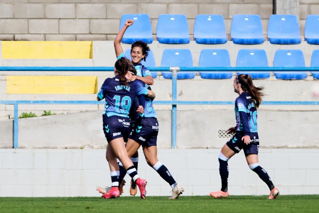 Celebración de uno de los goles (CD TENERIFE)