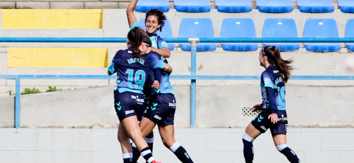 Celebración de uno de los goles (CD TENERIFE)