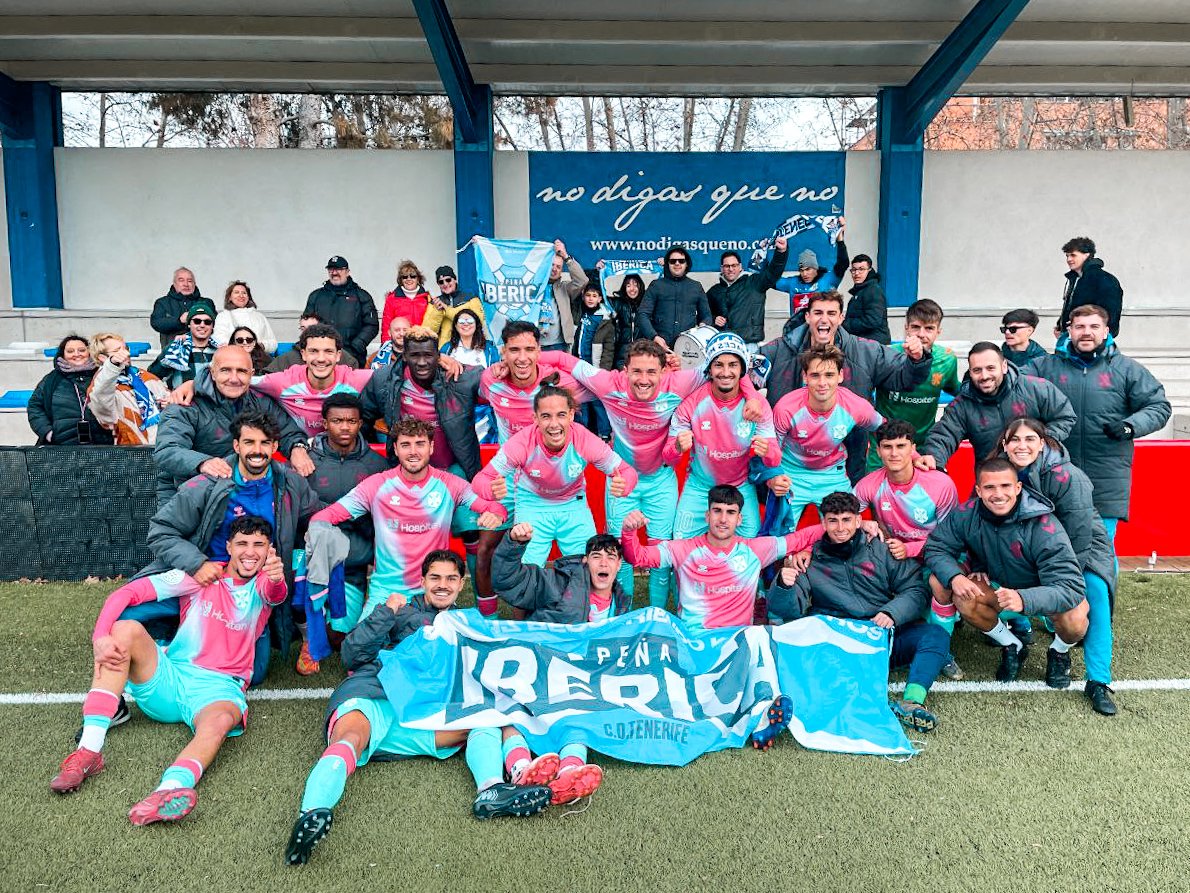 Celebración del filial en Madrid (CD Tenerife)