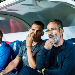 Cervera y Perera dialogan (CD TENERIFE)