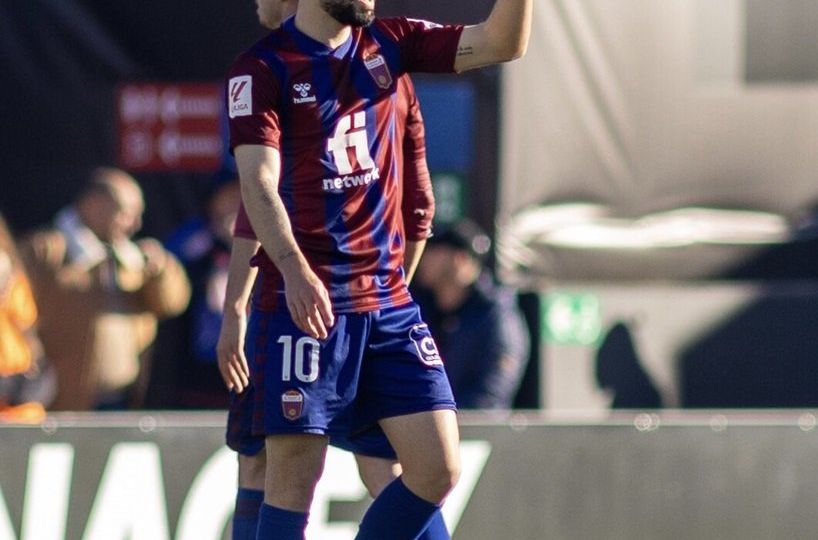 Chris Montes (CD ELDENSE).