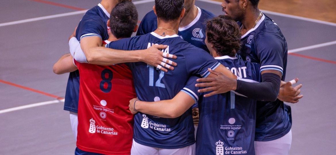 Jugadores del Cisneros celebrando (CEDIDA)