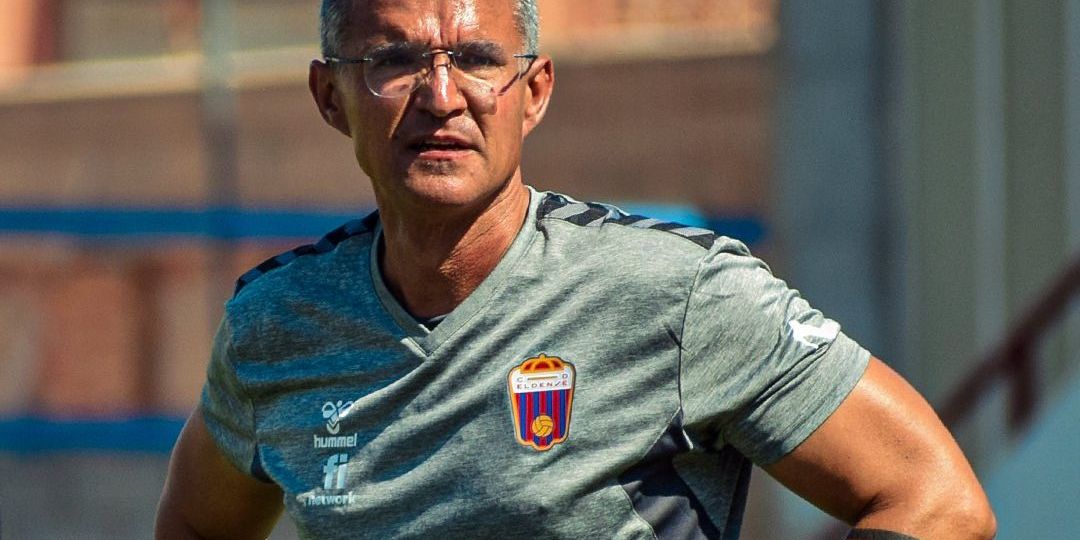 Dani Ponz durante un entrenamiento (CD_Eldense)