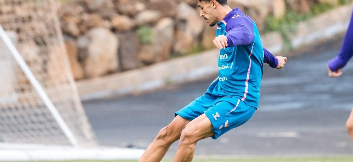 David Rodríguez en un entrenamiento (CD Tenerife)