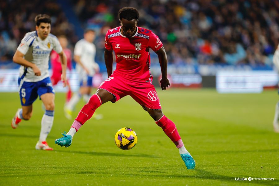 Diarra controla el balón (La Liga)