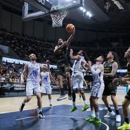 Acción del partido (Emilio Cobos/CB Canarias).