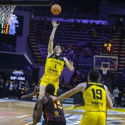 David Krämer ante el Galatasaray (CB CANARIAS)