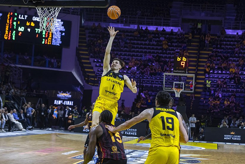 David Krämer ante el Galatasaray (CB CANARIAS)