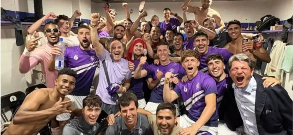 El Laguna celebra su ascenso (CD LAGUNA)