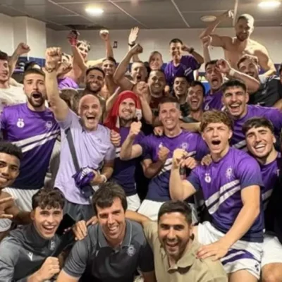 El Laguna celebra su ascenso (CD LAGUNA)