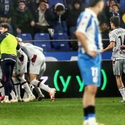 El Levante celebra el 1-2 frente a los jugadores del Dépor (La Liga)