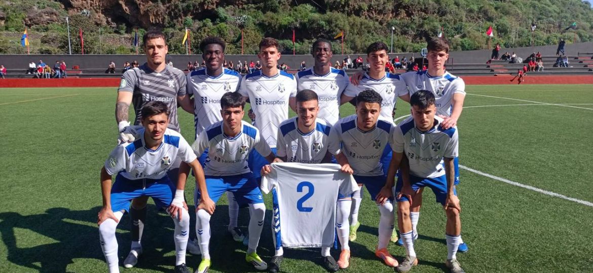 El conjunto blanquiazul en el Silvestre Carrillo (Cantera CDT)