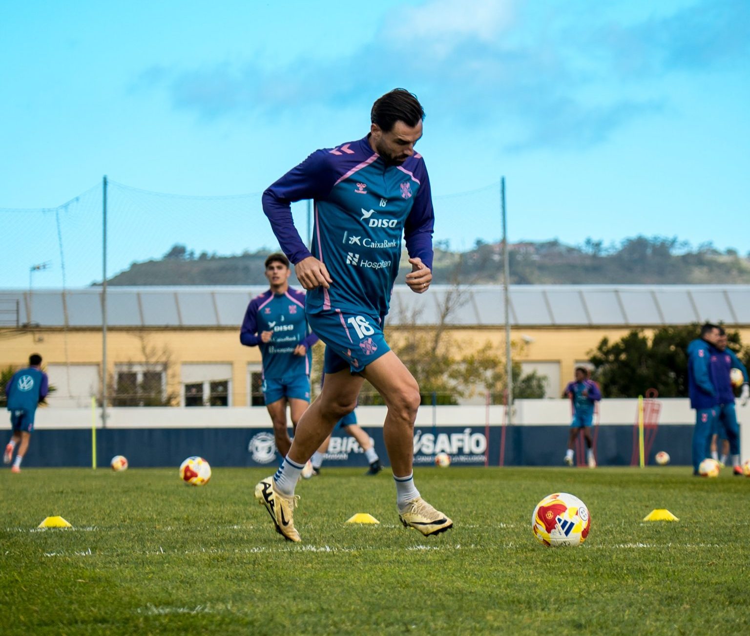 Enric Gallego, entrenando (CD Tenerife)
