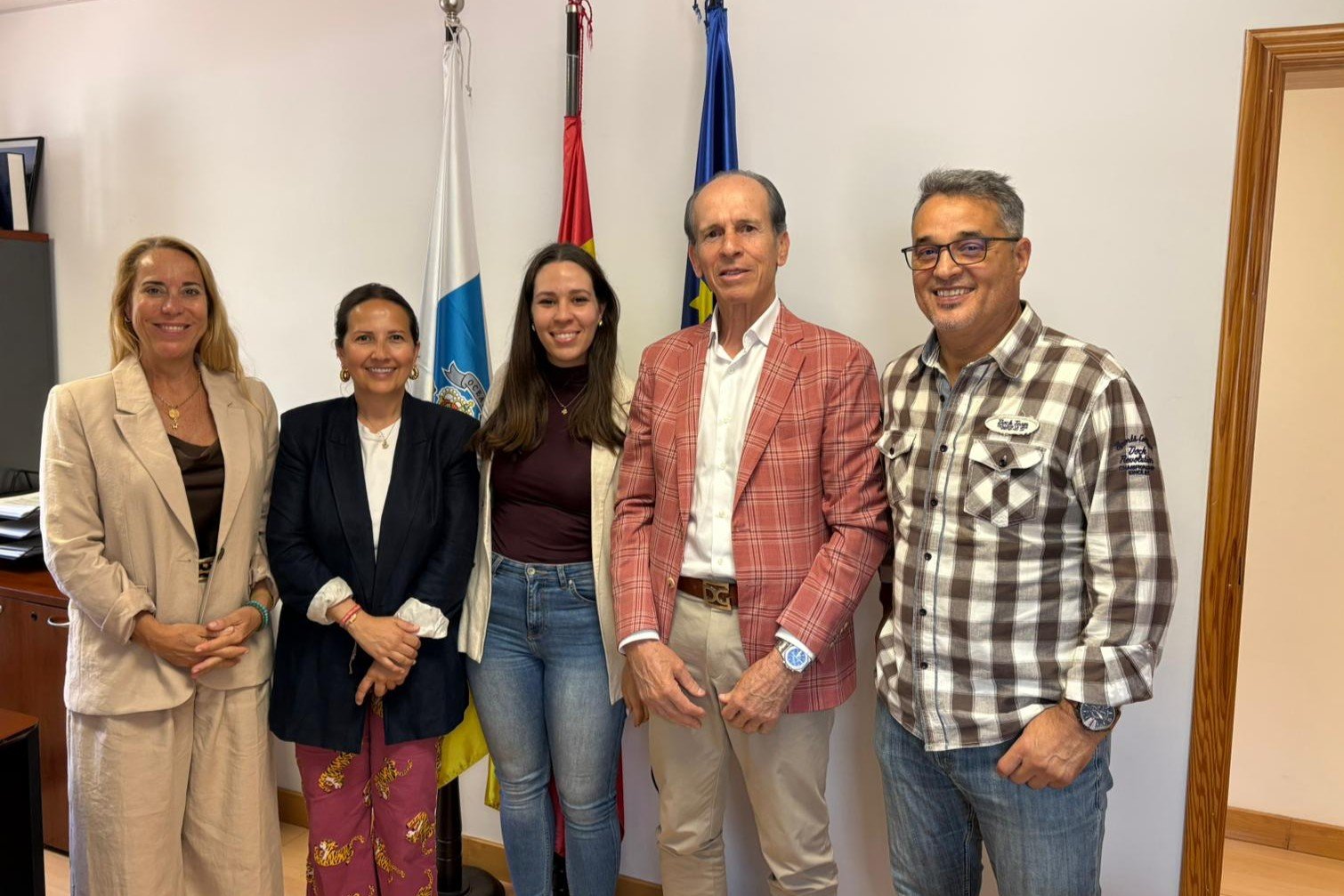Presentación del proyecto de lucha canaria en Gambia (CEDIDA)