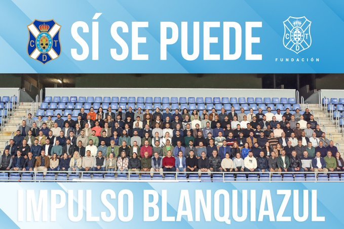 Foto de familia blanquiazul (@CDTOficial)