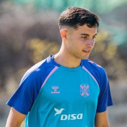 Fran Sabina entrenando (CD Tenerife)