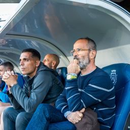 Cervera en el banquillo del HRL (CD TENERIFE)