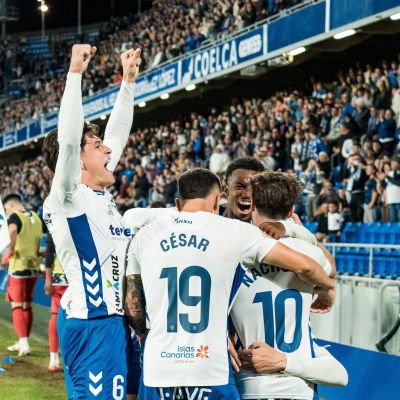 Celebración de uno de los goles del Tenerife. (CD TENERIFE)