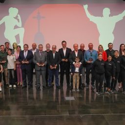 Imagen de la pasada edición de la Gala del Deporte (CEDIDA)|Cartel oficial de la edición 2026