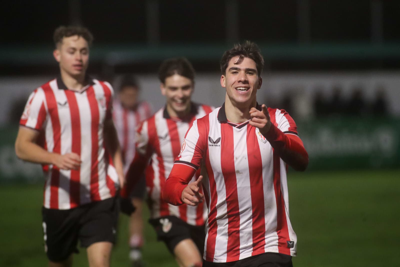 Eder García celebrando el gol (@AthleticClub)