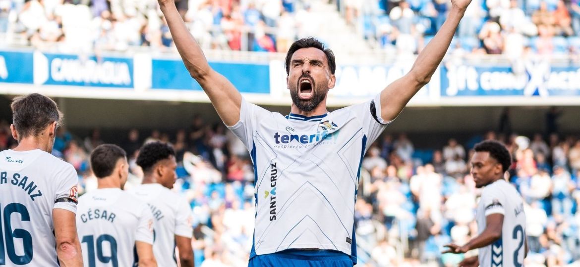 Enric Gallego celebrando en el Heliodoro (CD TENERIFE)