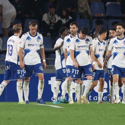 Gallego en el centro después de marcar (LA LIGA)