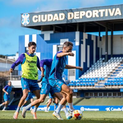 Aitor Sanz en un entrenamiento (CD TENERIFE)