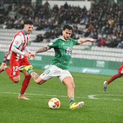 Antón Escobar (@racingferrolsad)