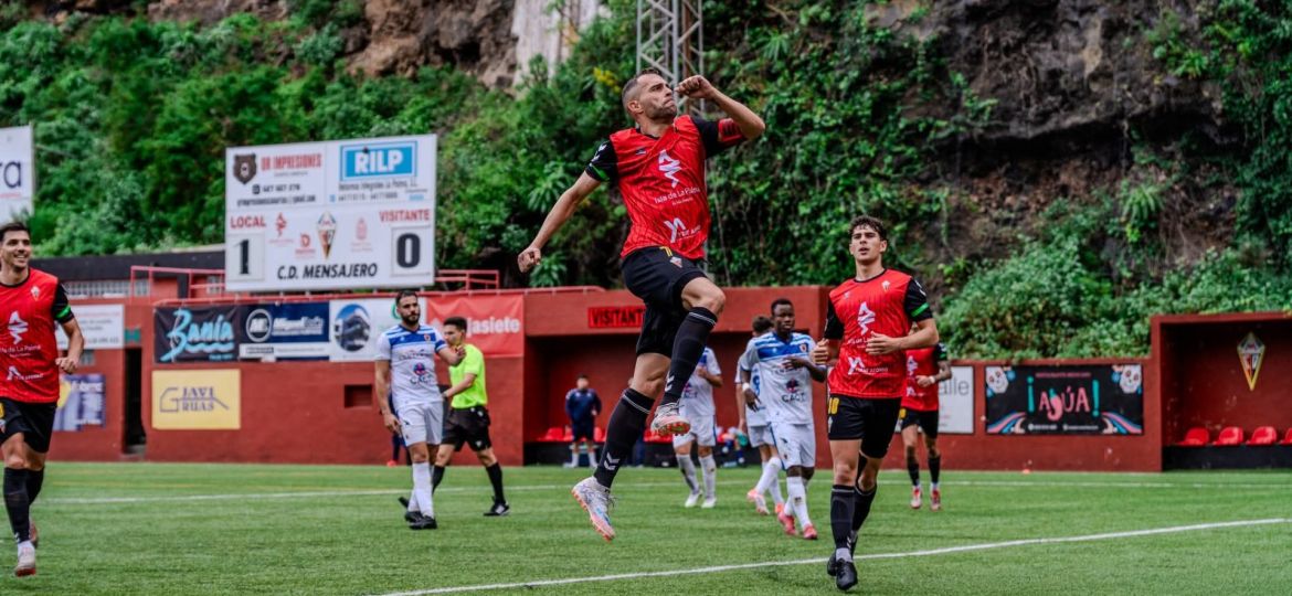 Los jugadores del 'Mensa'