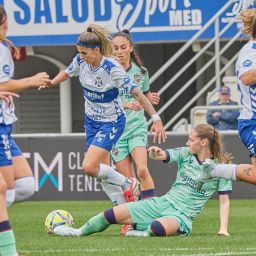 Acción del partido (@CDTFEMENINO).