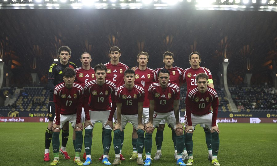 Antal Yaakobishvili con la selección sub-21 húngara (MLSZ)
