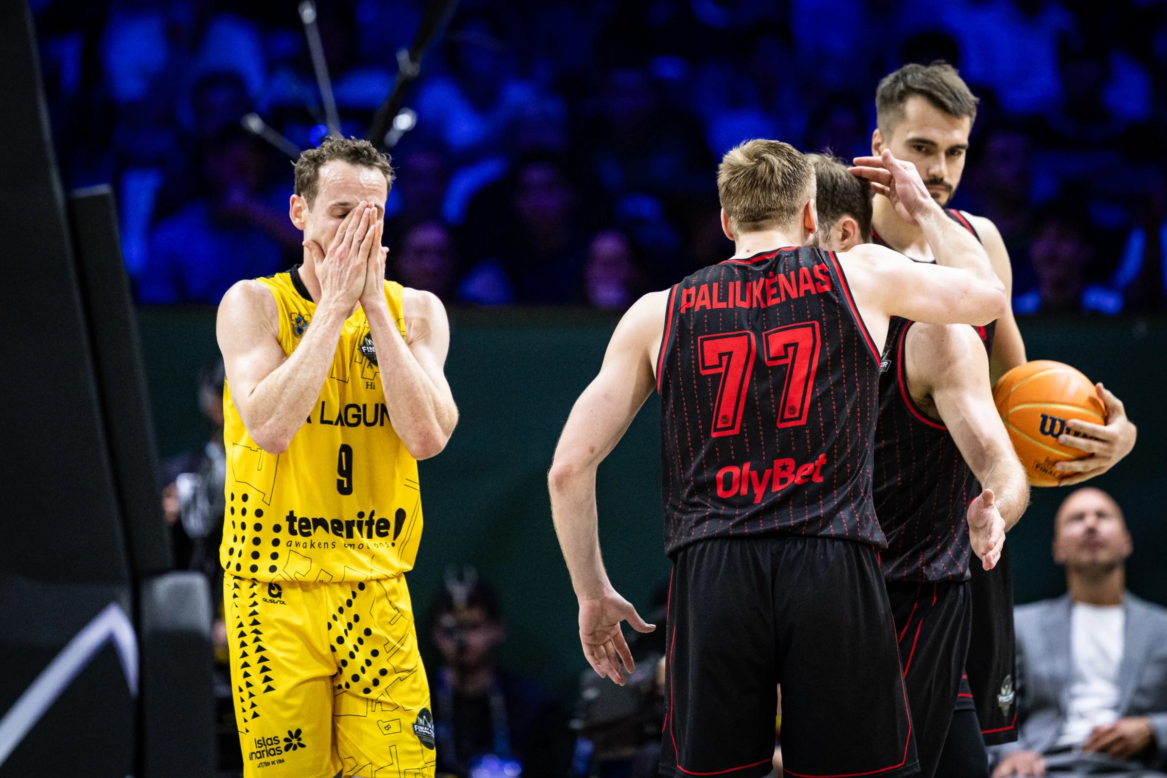 Huertas se lamenta (BASKETBALL CL).
