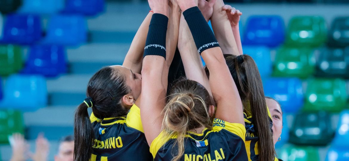 Jugadoras del CV Aguere celebrando (CEDIDA)