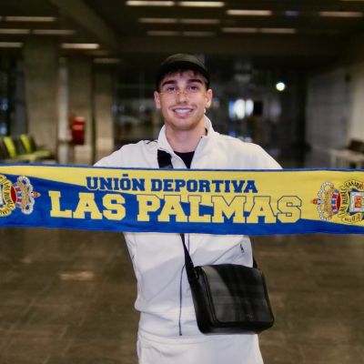 Iker Bravo ya está en Gran Canaria (UD Las Palmas)
