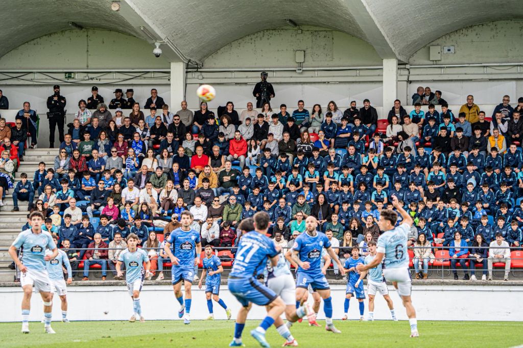 Imagen de un partido del Ourense (OURENSE CF)