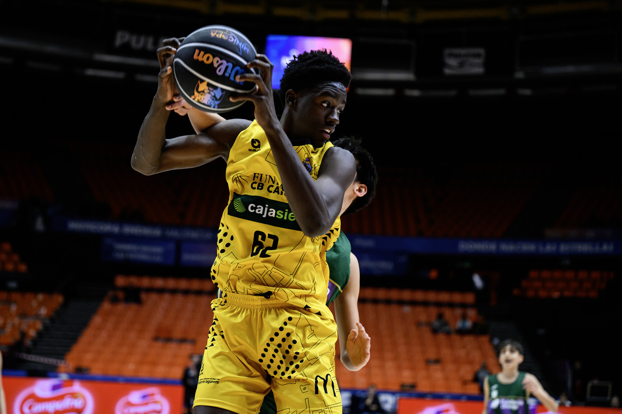 Imagen de uno de los partidos del infantil ( David Grau | ACB Photo)