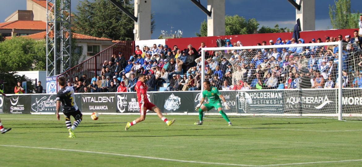 Imagen del 2-1 de Unionistas al Tenerife (UNIONISTAS SALAMANCA)