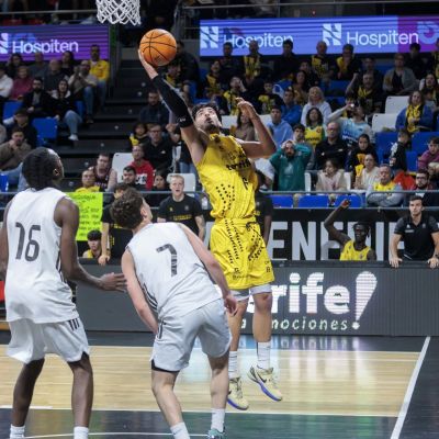 Imagen del CB Canarias- Real Madrid U22 (EMILIO COBOSCBC)